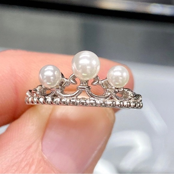Genuine Freshwater Pearl Princess 3 Stone Crown Ring in 925 Sterling Silver - Picture 2 of 12